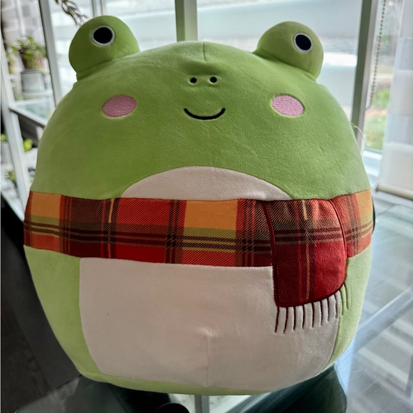 Wendy the Frog Squishmallow 12" Plush - Picture 1 of 3